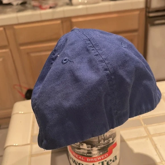 JL (LINDENBERG) FITTED GOLF CAP - Picture 3 of 6